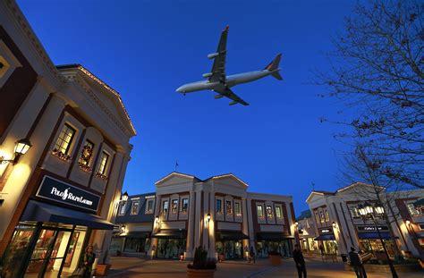 vancouver mcarthurglen outlet